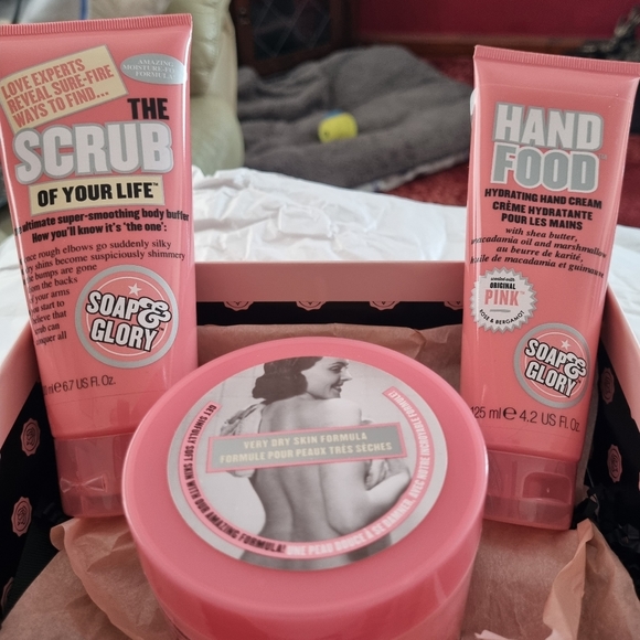 Other - Soap and Glory bath and body bundle
